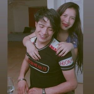 Meet your Posher, Adelso